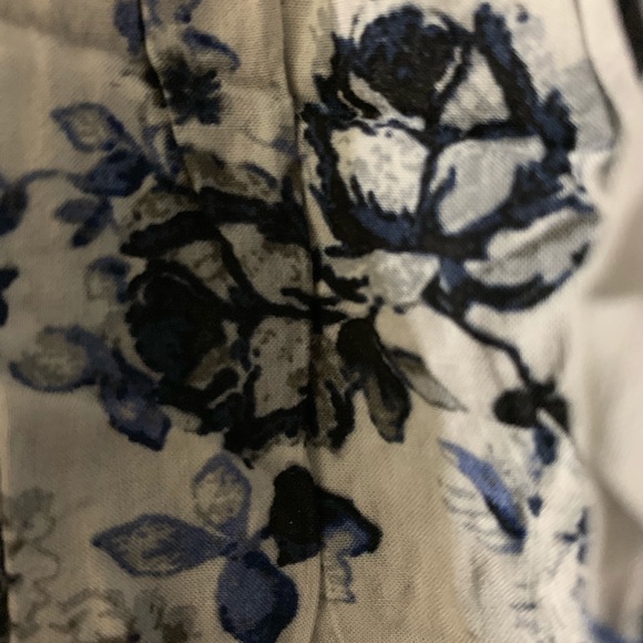 Tank - Picture 2 of 2